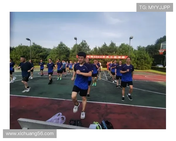 武汉篮球队的团队协作揭秘：如何在赛场上实现完美配合与默契合作