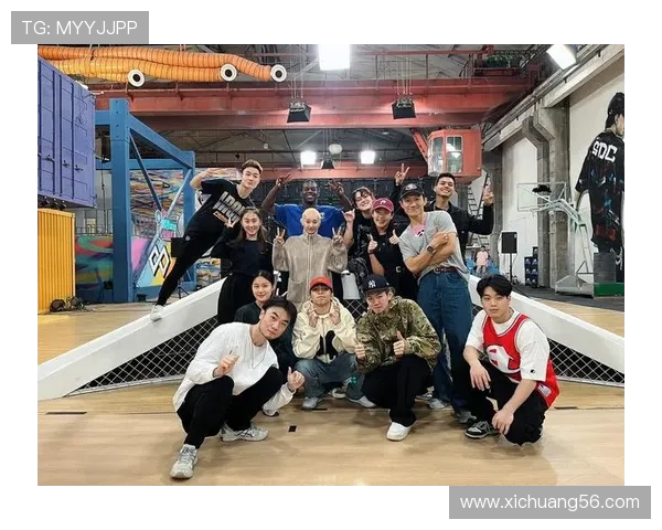 深入探讨北京街舞队团队协作模式及其对比分析