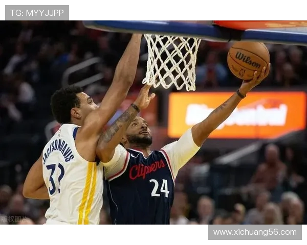 鹈鹕与勇士激战正酣 赛季关键对决决胜时刻再度上演